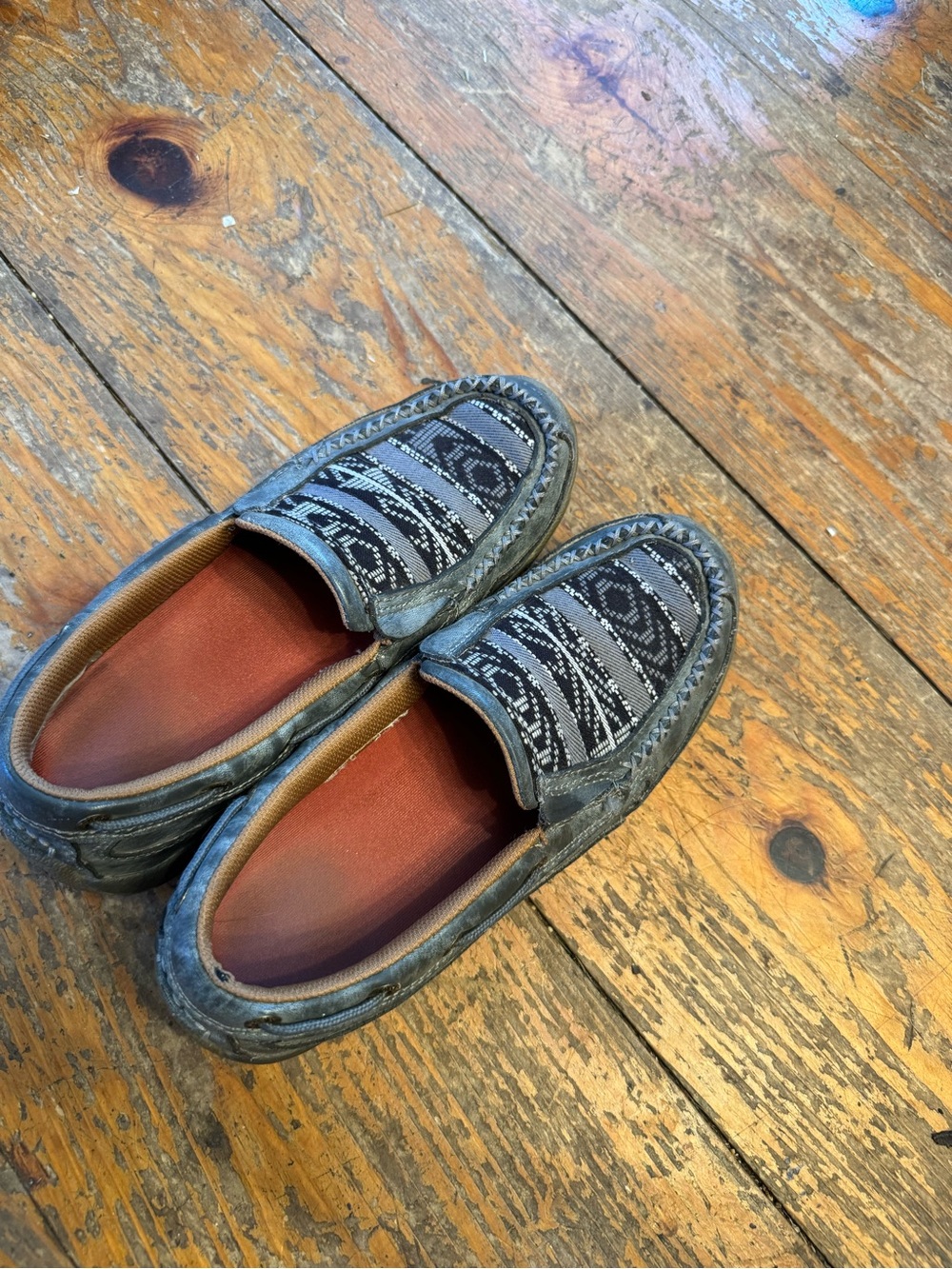 Women's Slip-On Twisted X Moccasins in Aztec Pattern